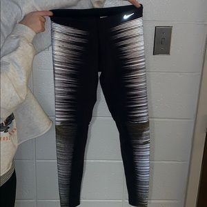 Nike, reflector leggings. Never been worn